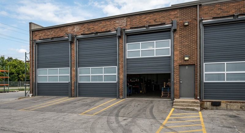 Choosing Commercial Garage Doors